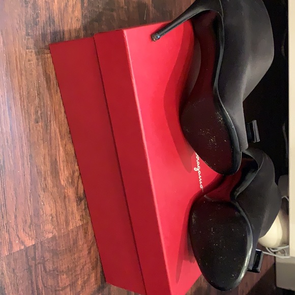 Salvatore ferragamo women’s shoes - Picture 4 of 5